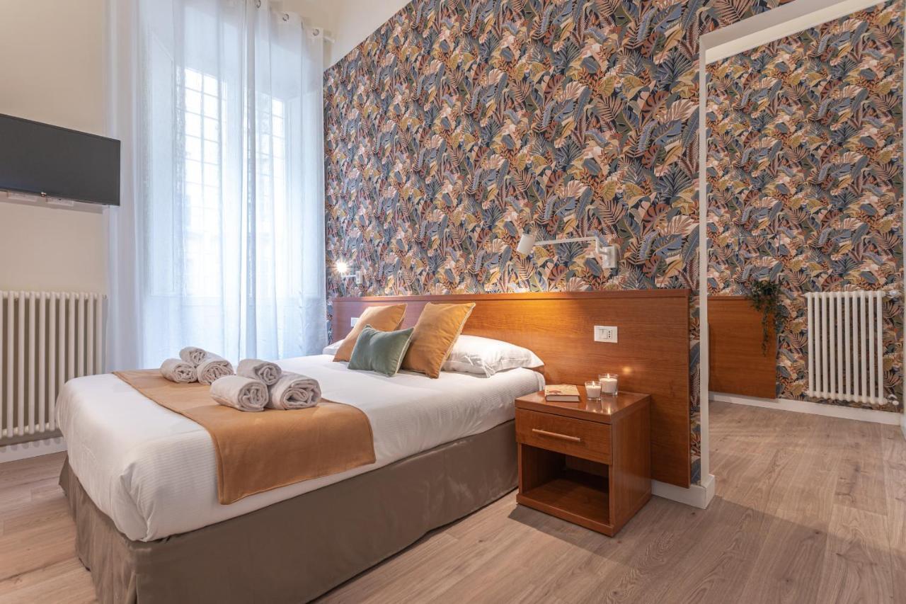 Vittoria Garden Suites Rome Exterior photo